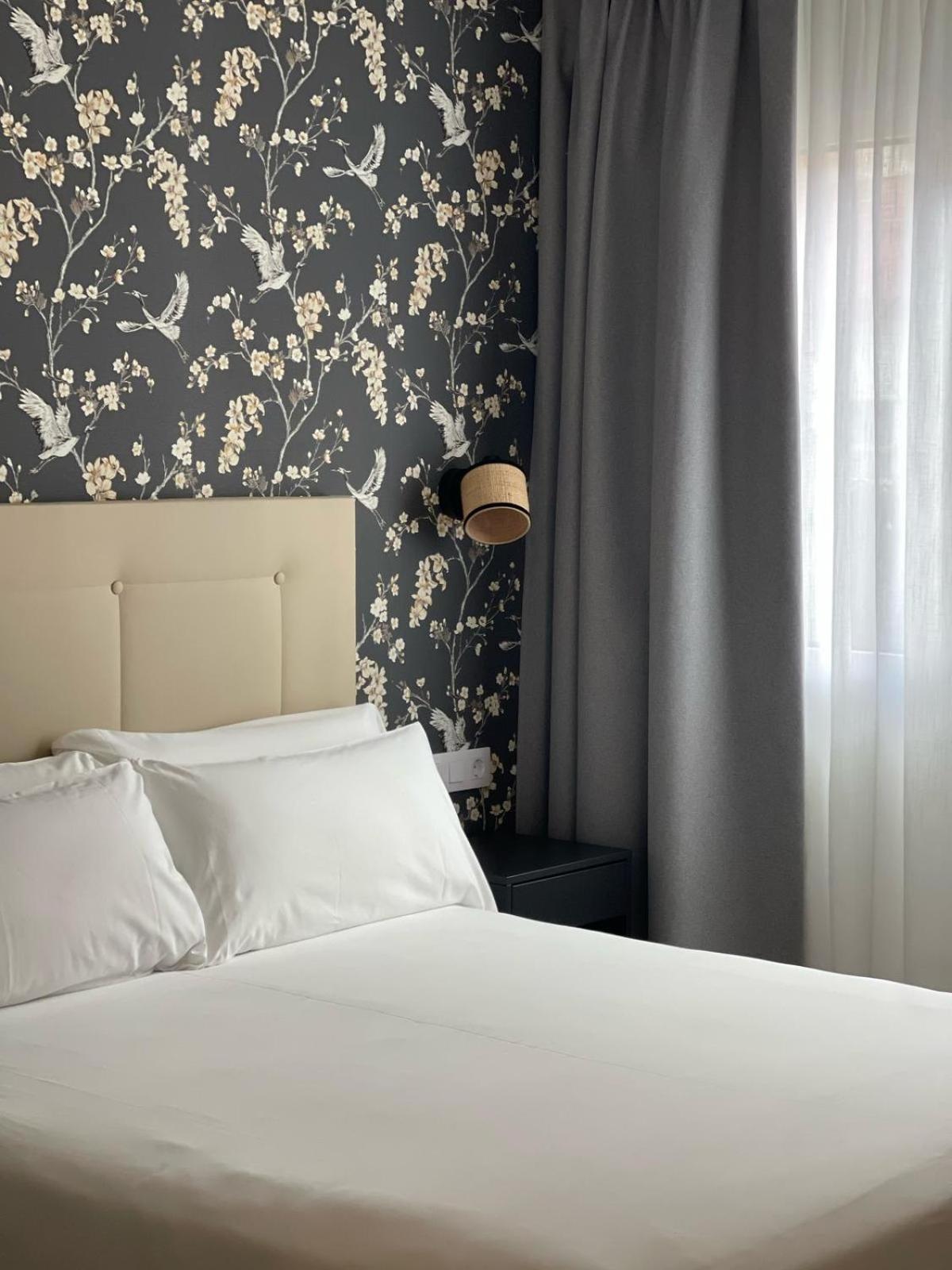 Hotel Cisneros Alcala de Henares Ngoại thất bức ảnh