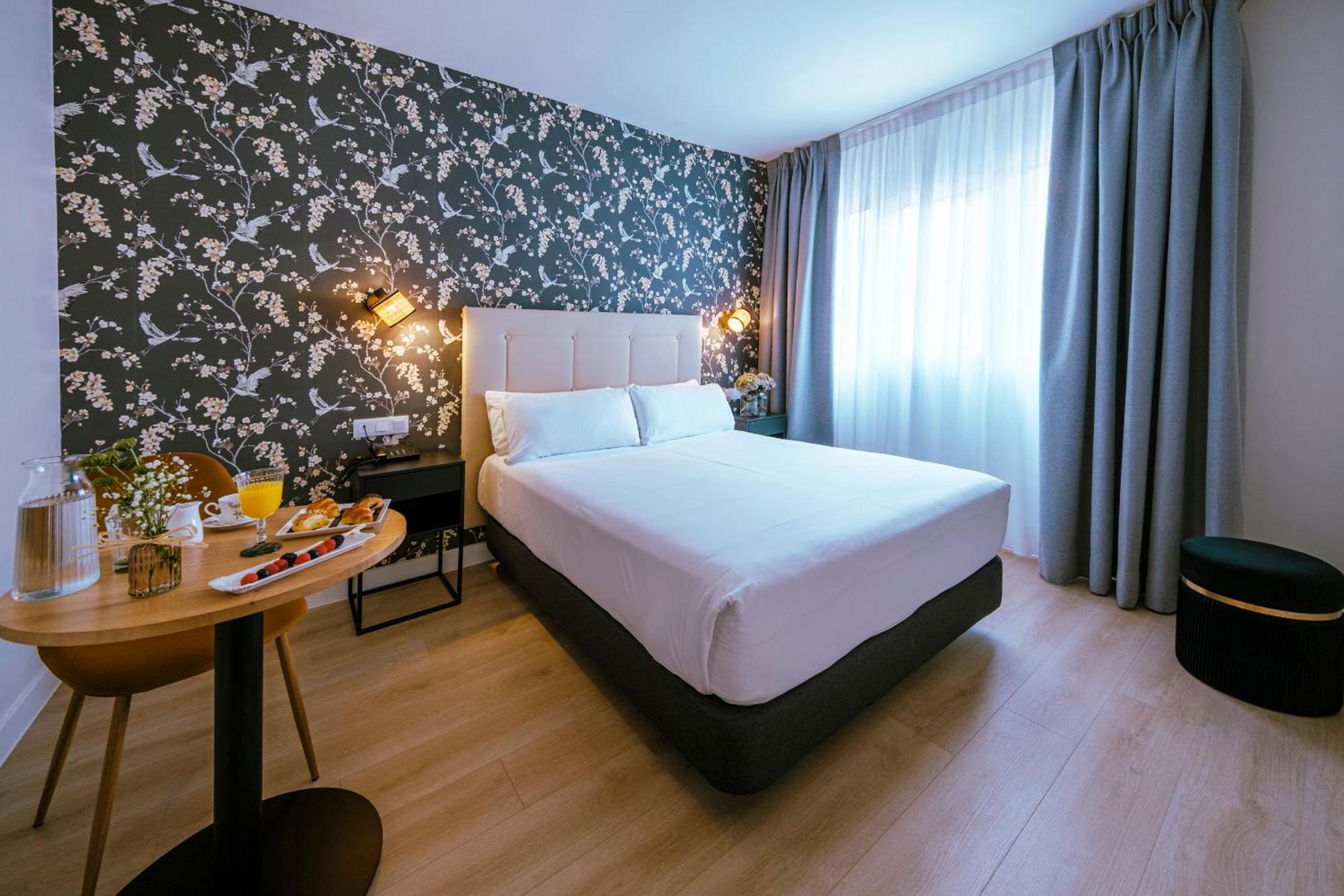 Hotel Cisneros Alcala de Henares Ngoại thất bức ảnh